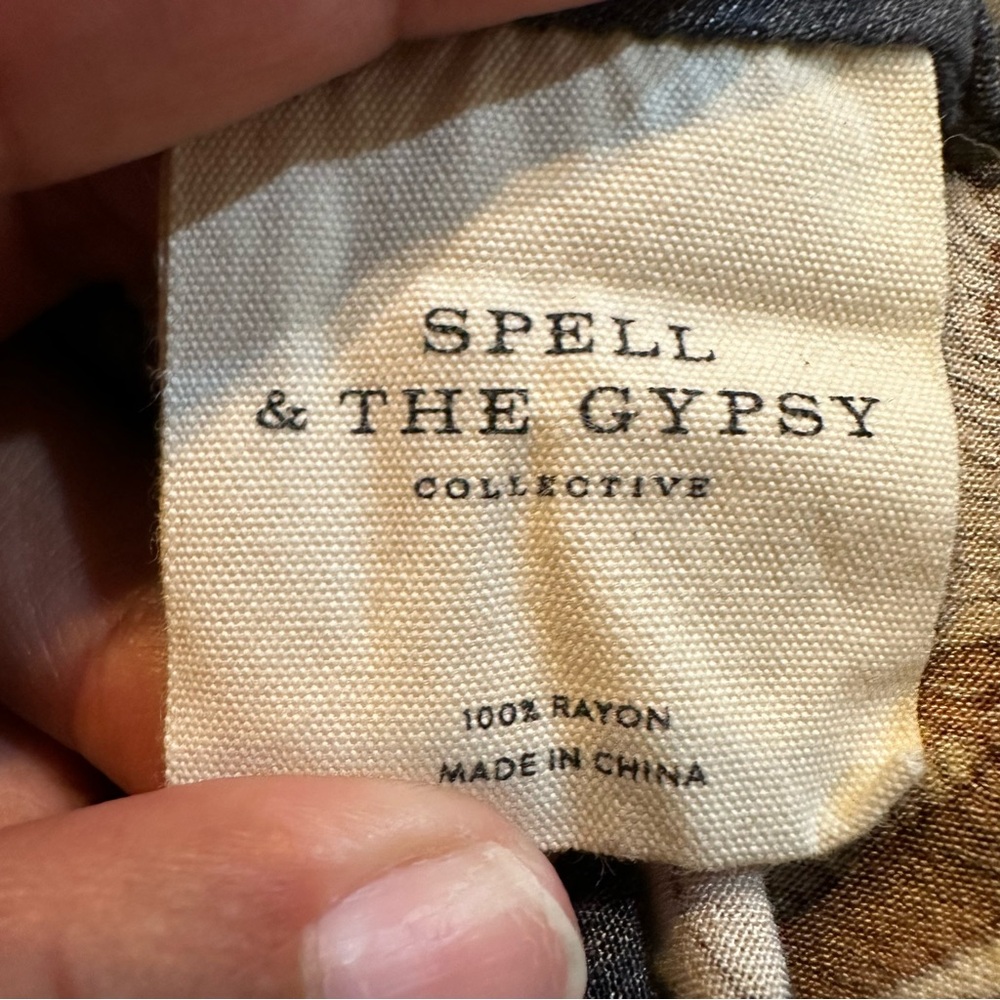 On Hold- Spell Rosa dress - Picture 12 of 14
